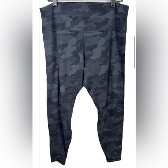 Lululemon Align Legging in Heritage 365Camo Deep Coal Multi Size 16 - Picture 4 of 8